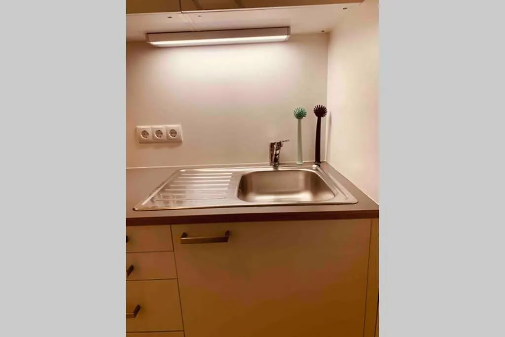 Spacious 1 Bedroom City Apartment Belvedere Vienna